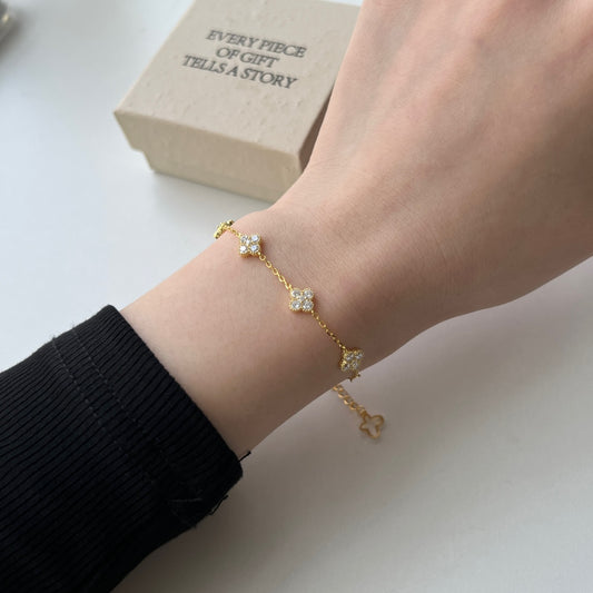 Radiant Blossom Bracelet S925 18K