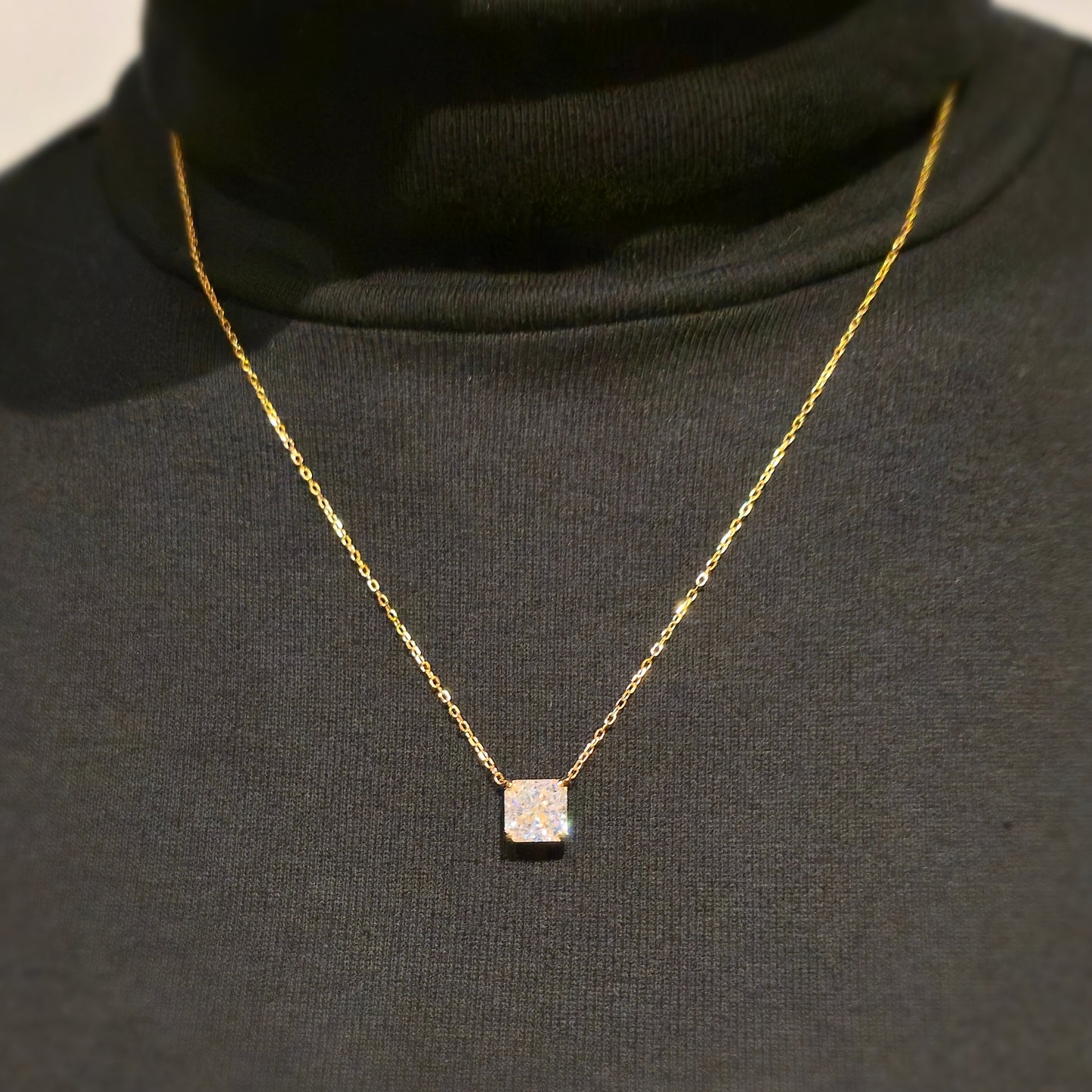 Naszyjnik srebrny pozłacany z kwadratową cyrkonią 3ct Princess Perfection