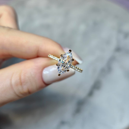 Passionate Romance Pierścionek S925 18K