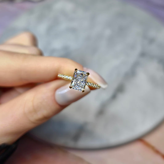 Crystal Queen Pierścionek S925 18K