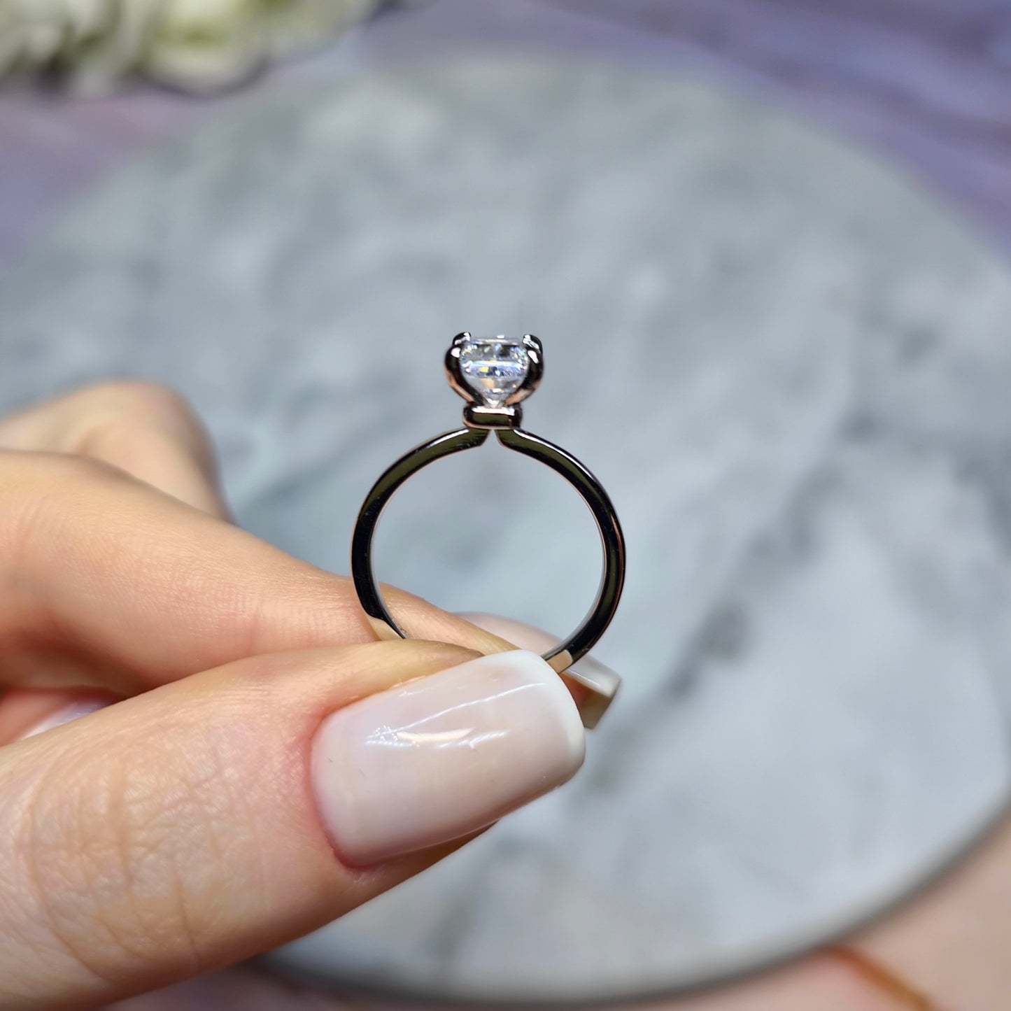 Pierścionek srebrny rodowany z prostokątną cyrkonią 2ct Enchanted Ice Queen